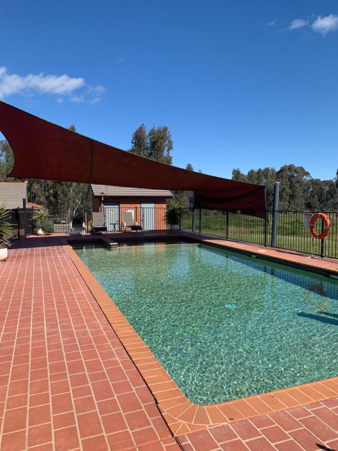 Blazing Stump Motel & Suites Wodonga Exterior foto